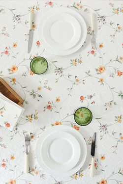 ZARA HOME ЖАККАРДОВАЯ СКАТЕРТЬ С ЦВЕТОЧНЫМ РИСУНКОМ, ЗЕЛЕНЫЙ