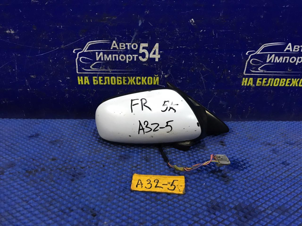 Зеркало правое NISSAN CEFIRO 1997