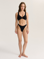 Купальные трусы бикини с фурнитурой