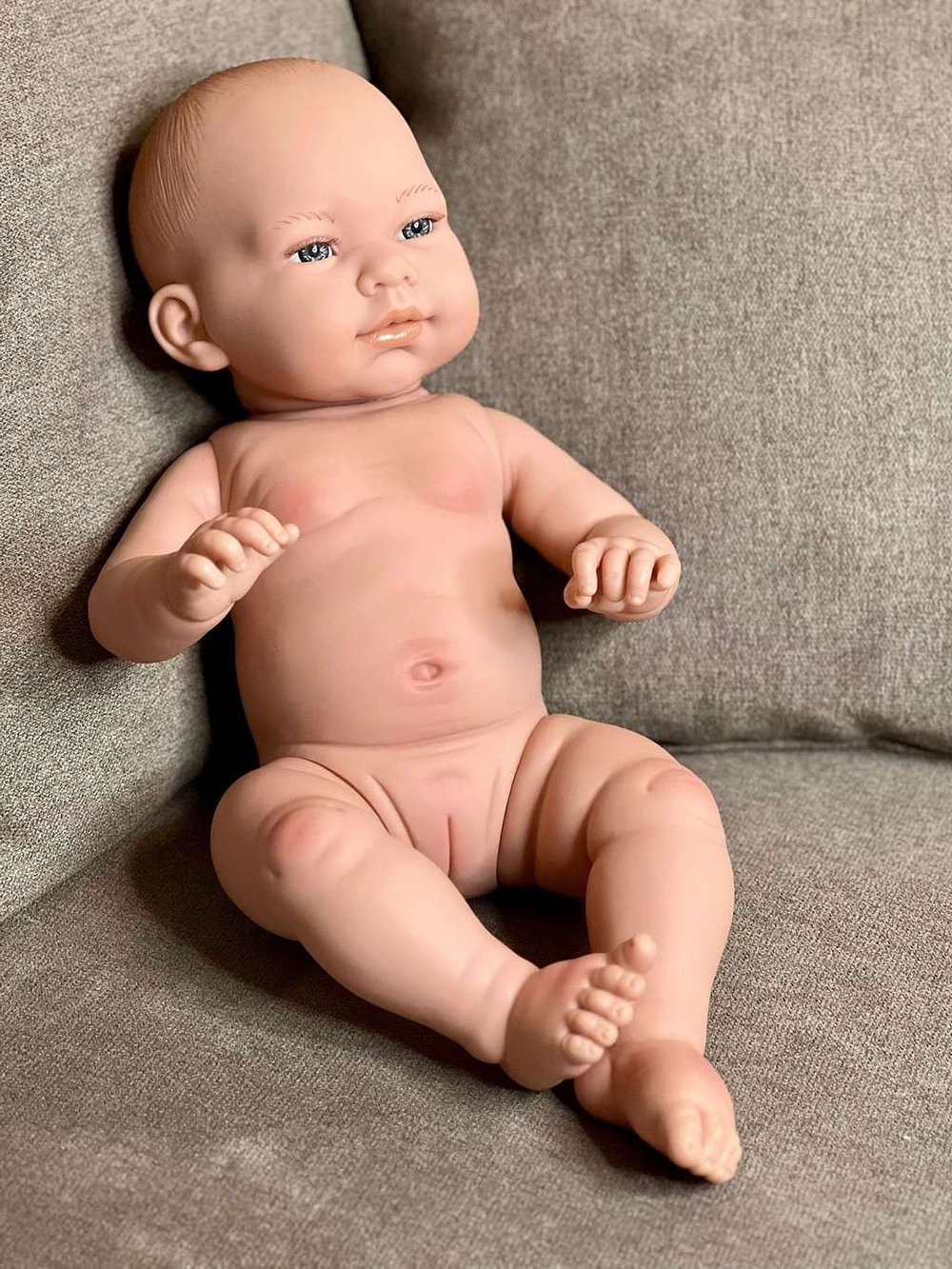 Кукла LAMAGIK виниловая 45см Marina (46310)