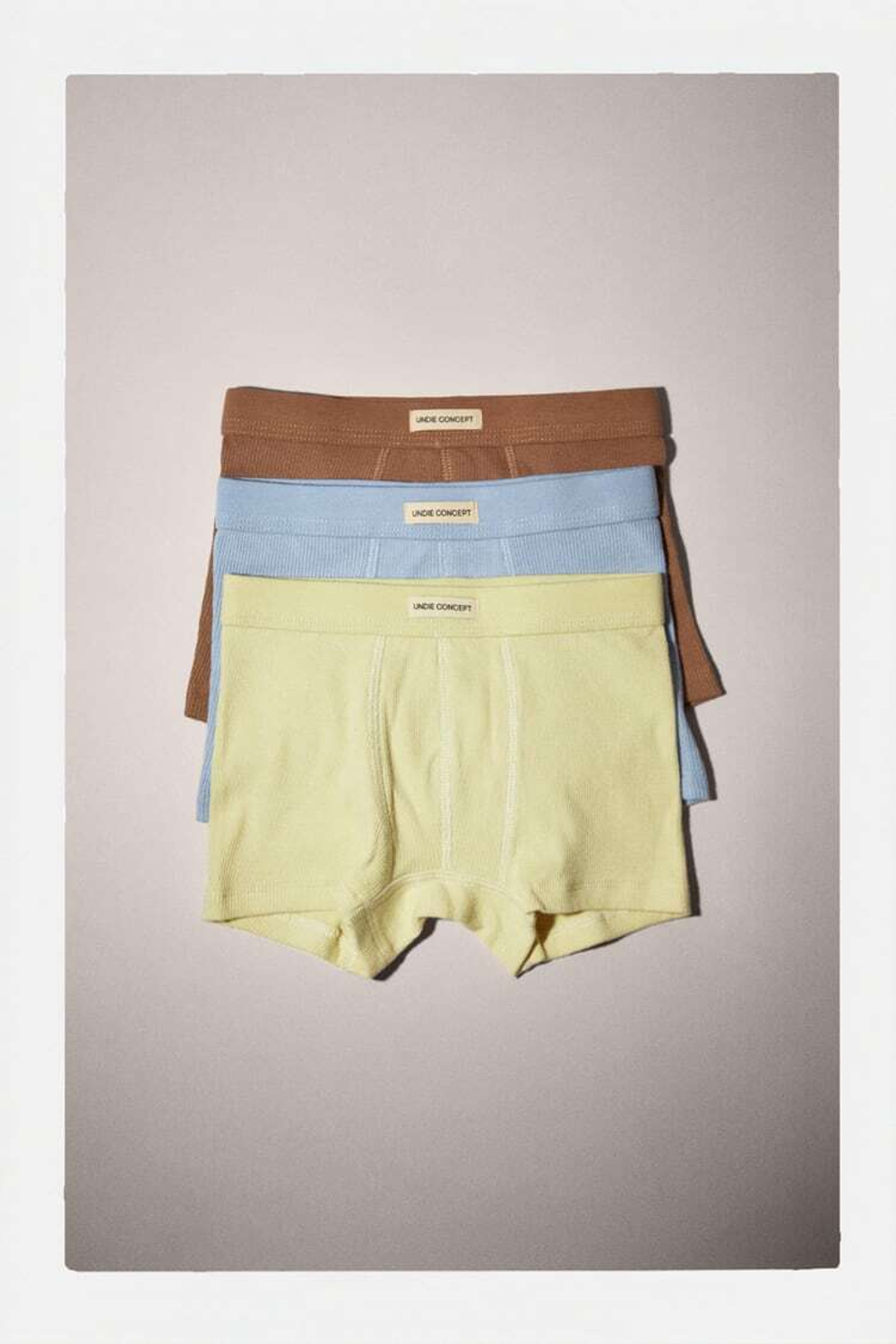 ZARA НАБОР ИЗ ТРЕХ ТРУСОВ-БОКСЕРОВ ИЗ ВАФЕЛЬНОЙ ТКАНИ, РАЗНОЦВЕТНЫЙ