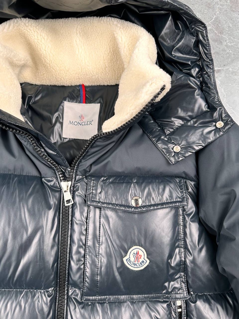 Пуховик Moncler