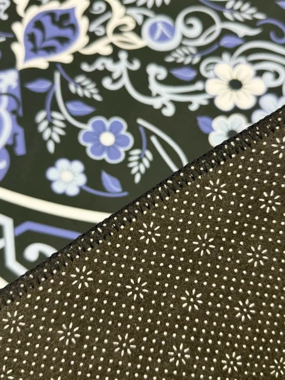 Прямоугольный безворсовый ковер 120х160 для дома