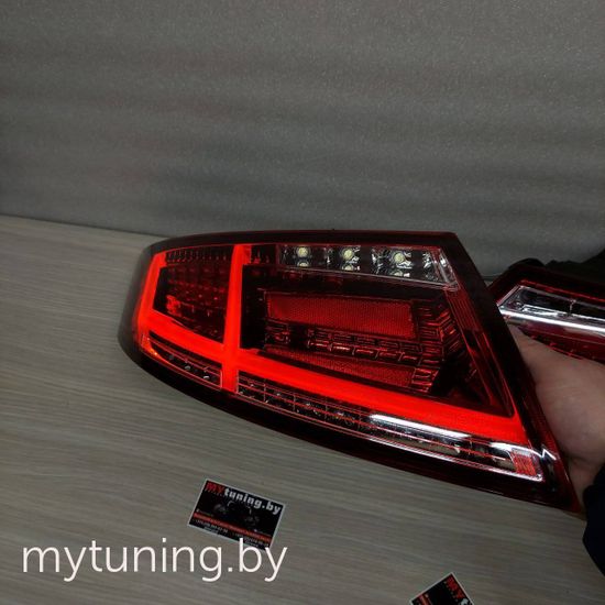 Задние фонари red white led bar для Audi TT 8J