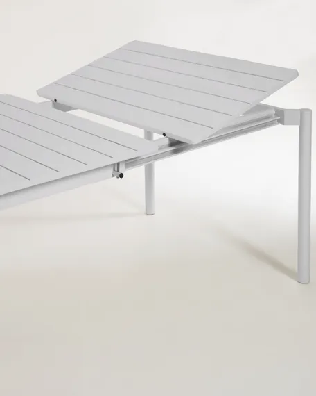 Раздвижной уличный стол Zaltana из алюминия светло-серого цвета, 180 (240) x 100