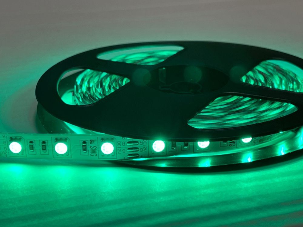 Светодиодная лента RGB 14.4Вт 12В IP20 3M с пультом управления