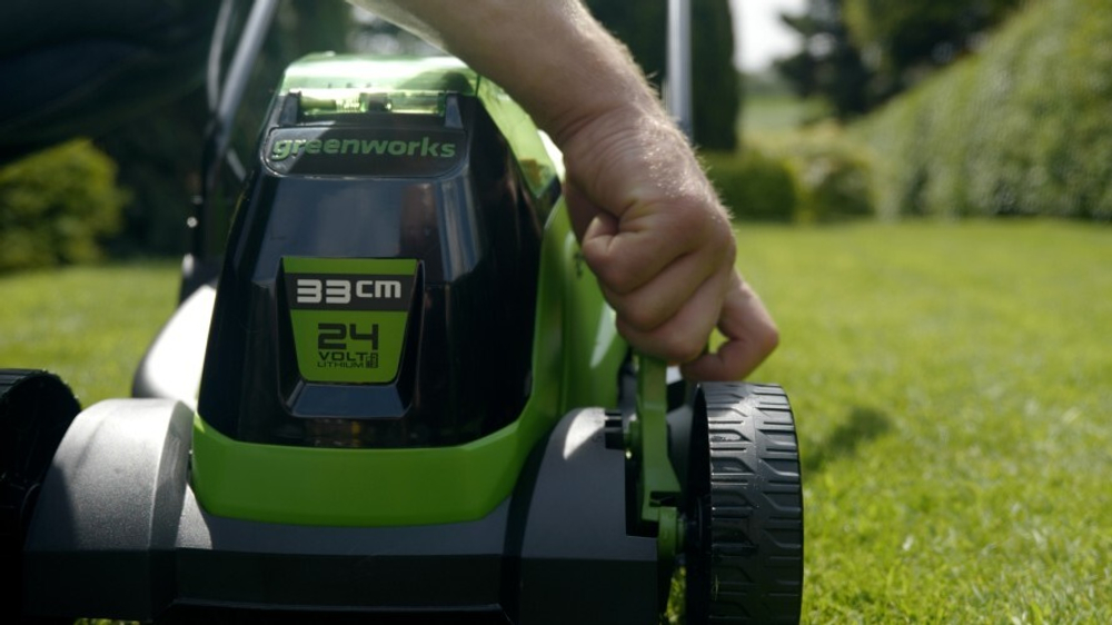 Газонокосилка аккумуляторная GREENWORKS GD24LM33 24V, 33 см, бесщеточная, без АКБ и ЗУ 2516107