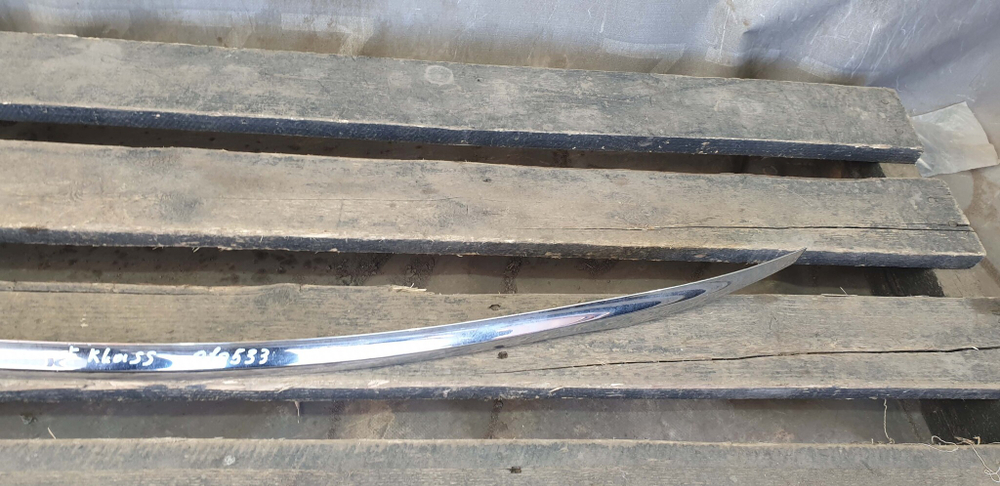 Молдинг крышки багажника Mercedes E (W213) 16-20 Б/у Оригинал A2137570000