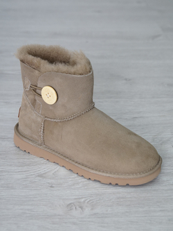 Угги женские зимние