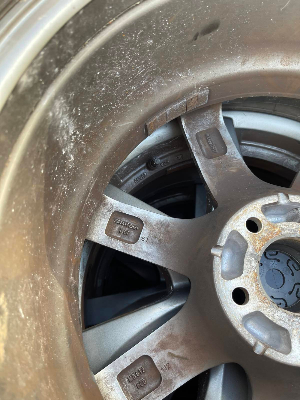 Bridgestone 225/55r17 BMW ZIMSKA 4 GUME + 4 FELNE