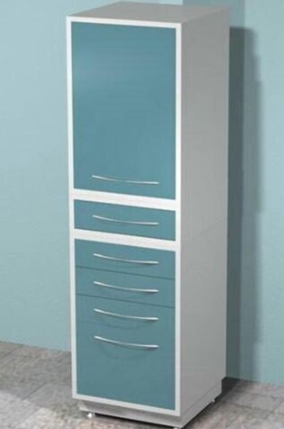 Медицинский металлический шкаф DM-62C