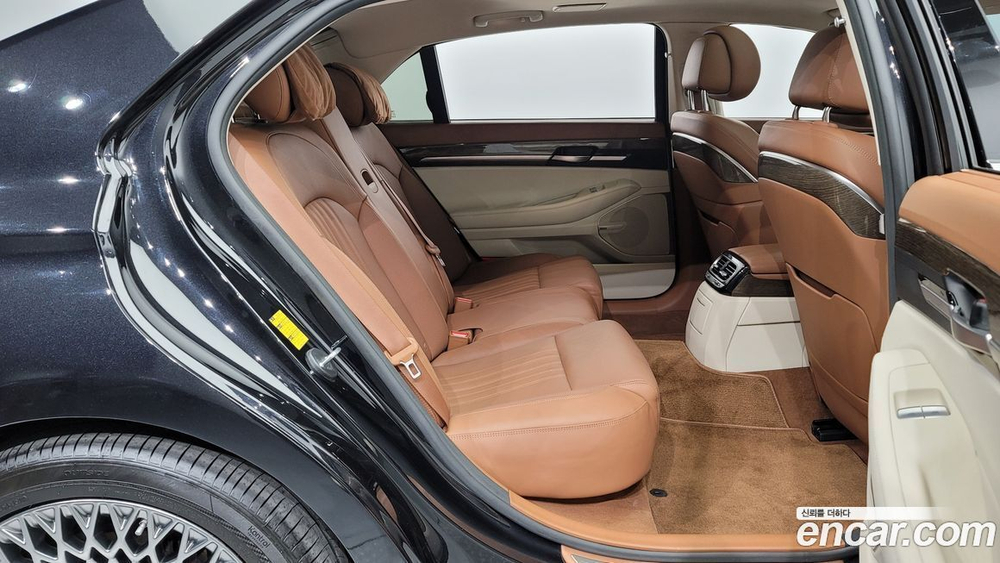 Genesis G90 3.3 T AWD (11.2020)