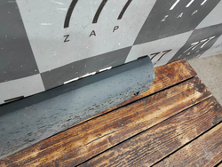 Накладка порога правого LADA Vesta 15-нв Б/У Оригинал 8450031014