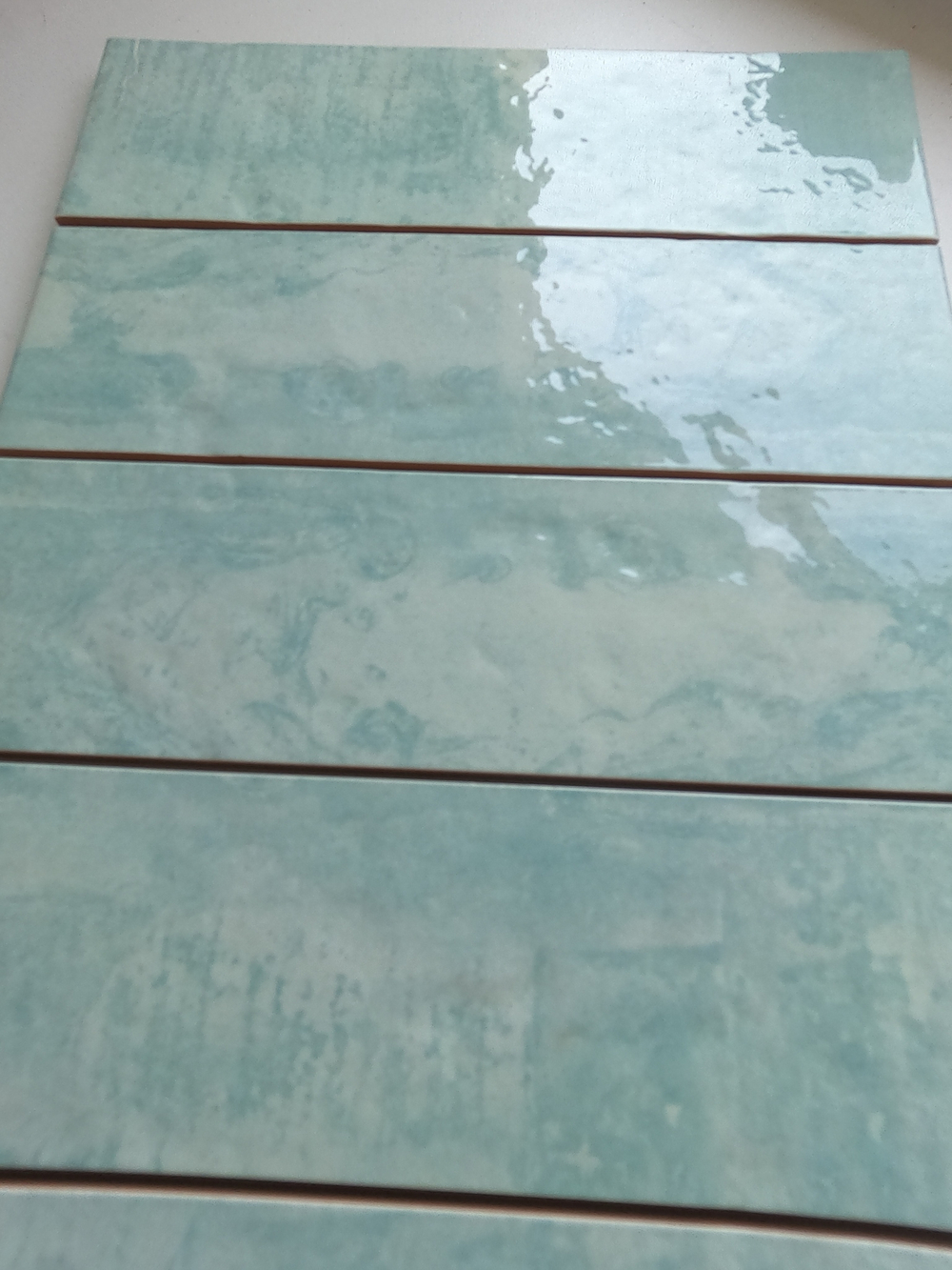 Плитка настенная Viva Menta glossy 200x59х7 мм