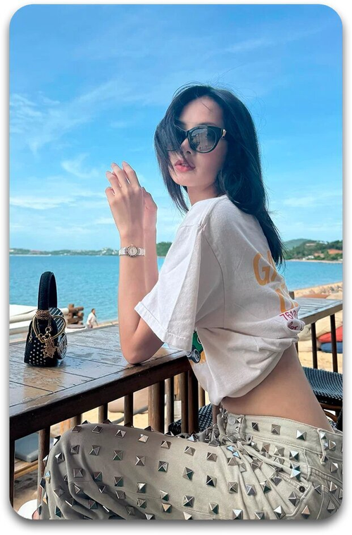 Карта #3387 / Lisa (BLACKPINK)