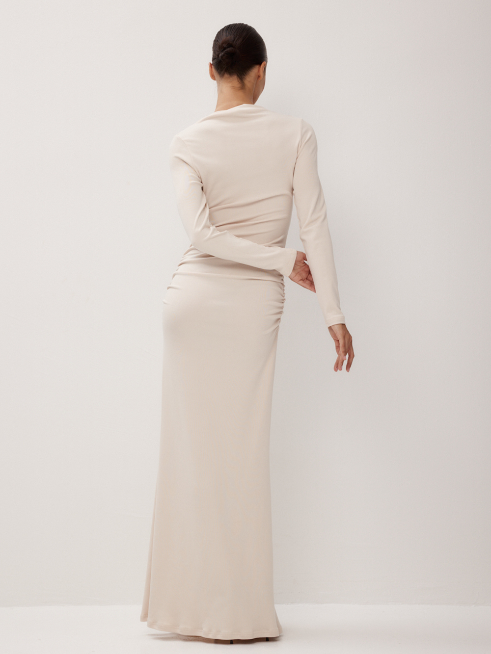 Платье вечернее праздничное длинное с драпировкой