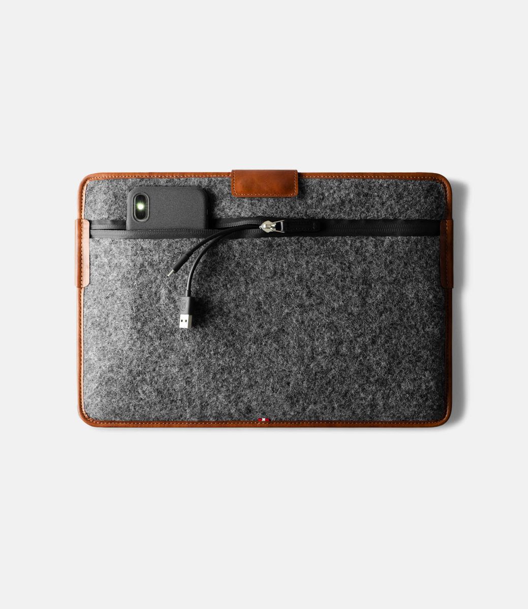 Hard Graft Surround Thing — чехол для MacBook