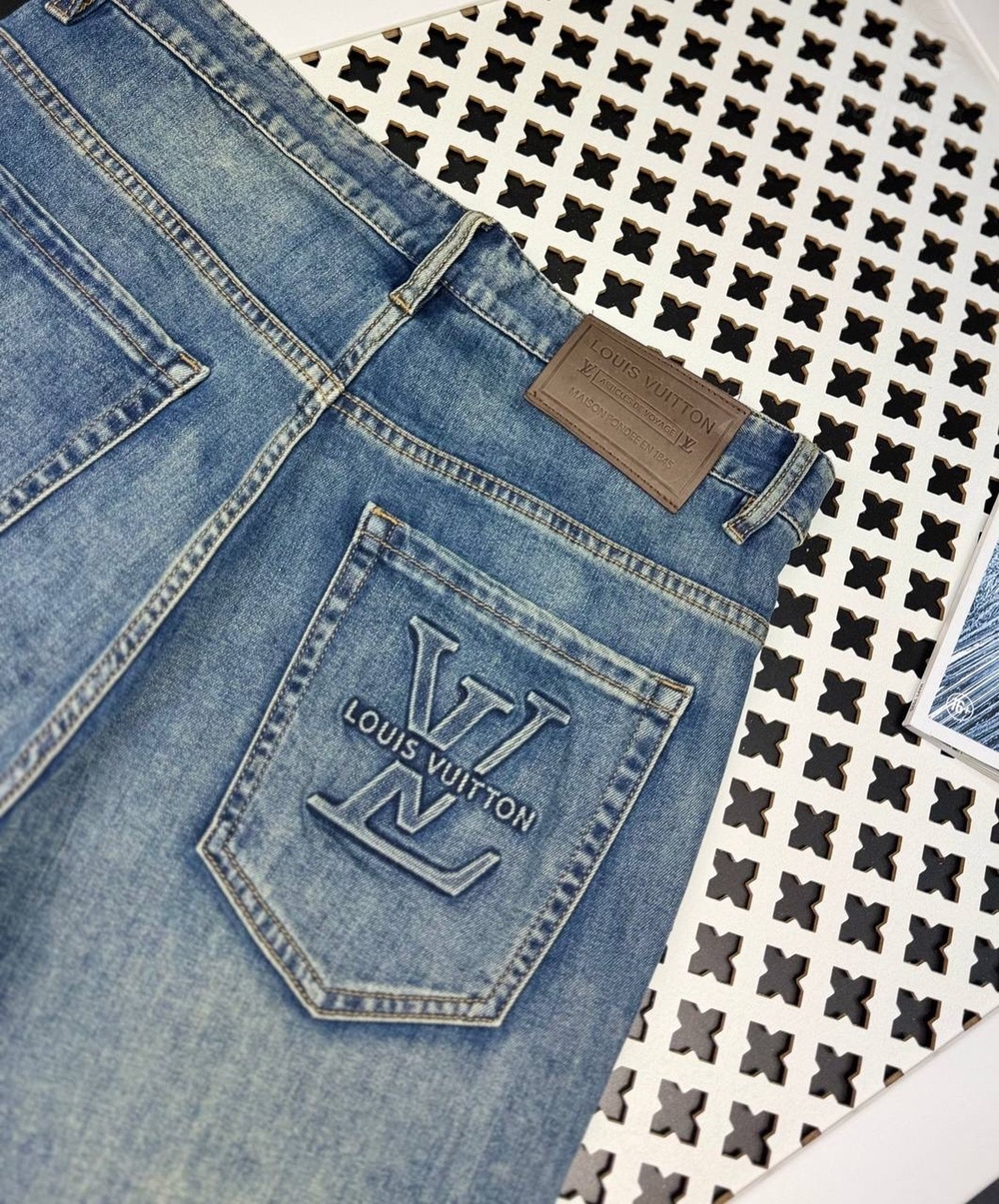 Шорты Louis Vuitton