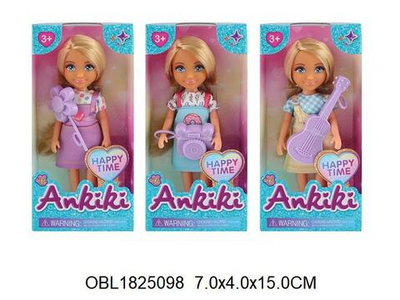 Кукла тип модница с аксесс. коробка 606061