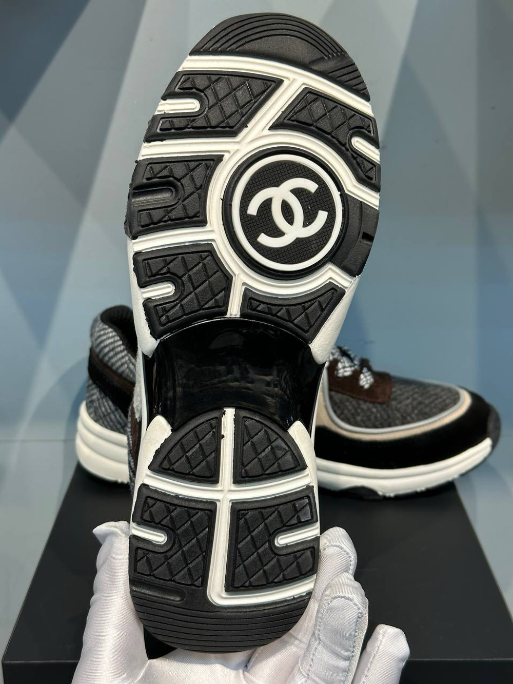 Кроссовки Chanel