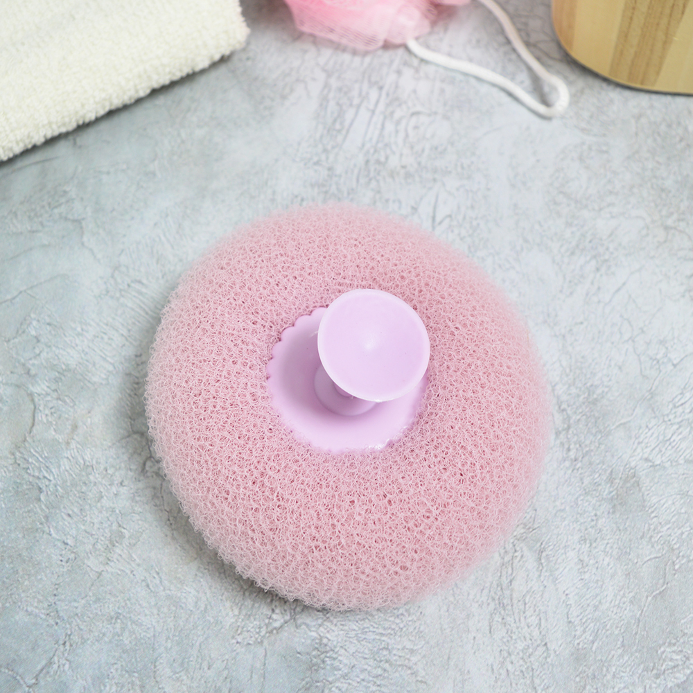 Мочалка для тела средней жесткости на присоске, цвет микс