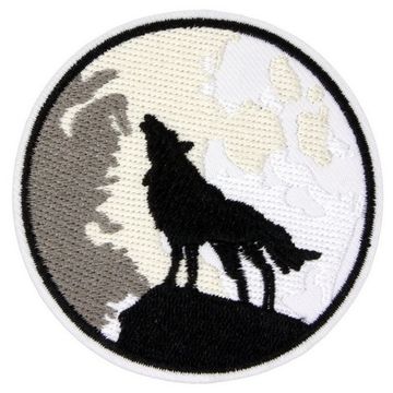 Нашивка Волк на скале (75 мм)