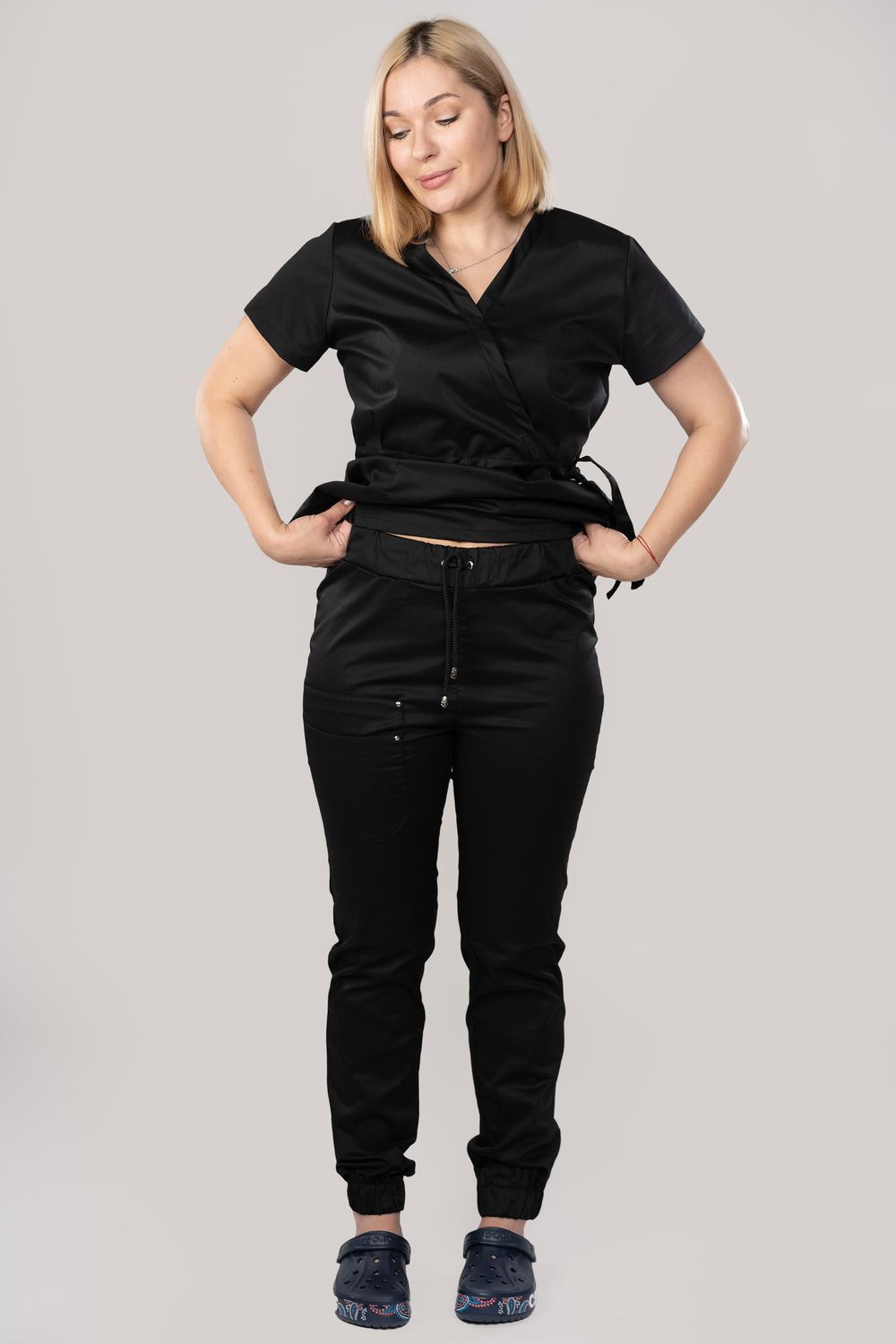 Костюм медицинский женский 386 ЧЕРНЫЙ