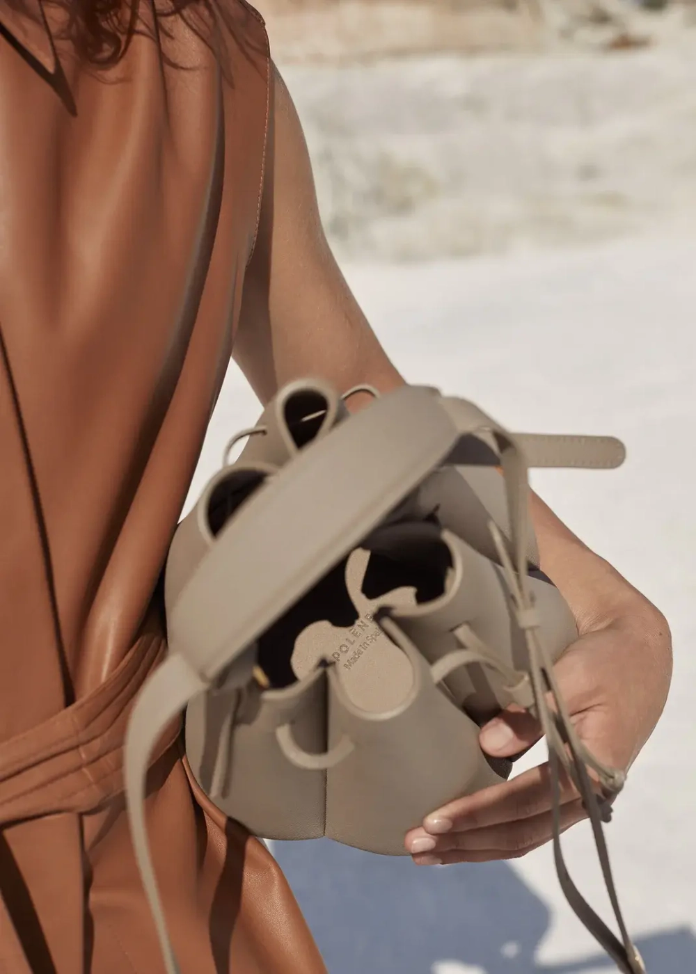 POLENE СУМКА NUMERO HUIT, ТЕМНО-СЕРЫЙ