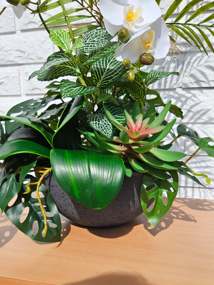 Искусственная зелень с орхидеей 70см в чаше Лофт