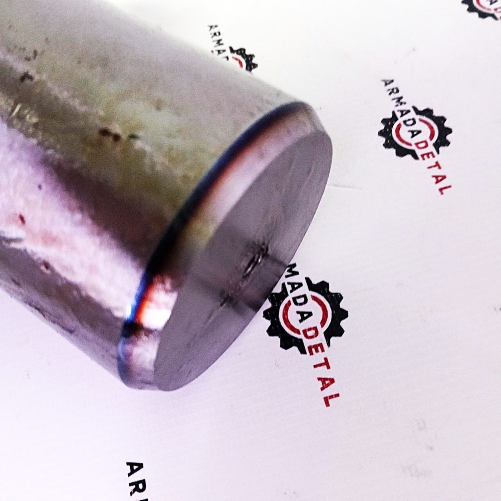 Палец (Верхний узел крепления поворотной бабки к каретке) | VOE11883727 | TMP