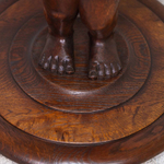 Стол с фигурой