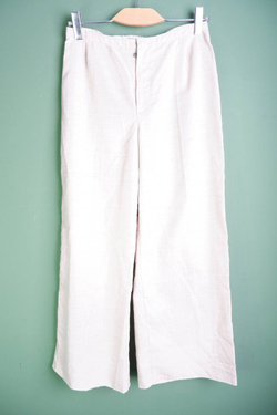 Брюки легкие и комфортные, визуально 46 размер