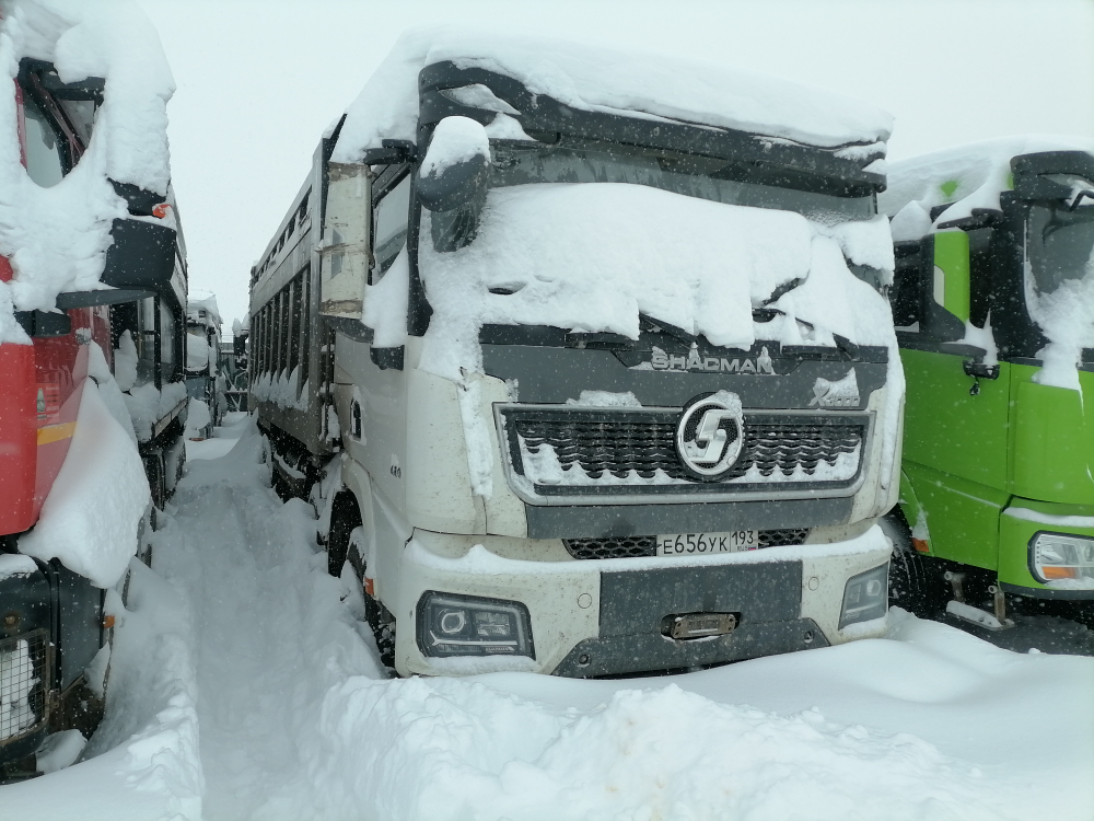 Shacman (Shaanxi) SX* 8x4 Самосвал SX33186V366 (Дизельный, 11,6 л, 423 л.с., МТ)