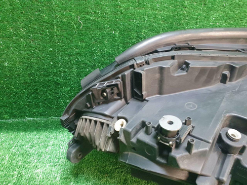 Битая Фара левая Mercedes GLS x166 (2015-2019) LED