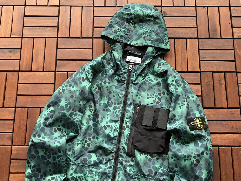 Купить в Москве куртку Stone Island