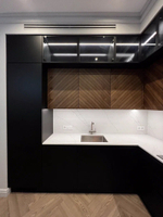 Угловая кухня в эмали