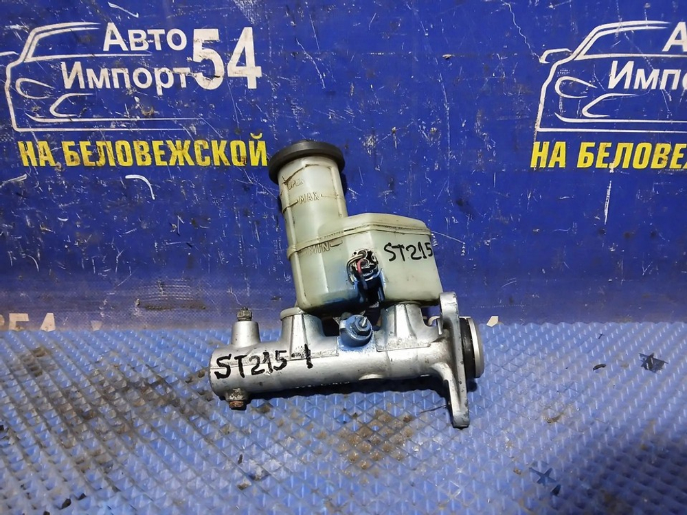 Главный тормозной цилиндр TOYOTA PRONARD 2000