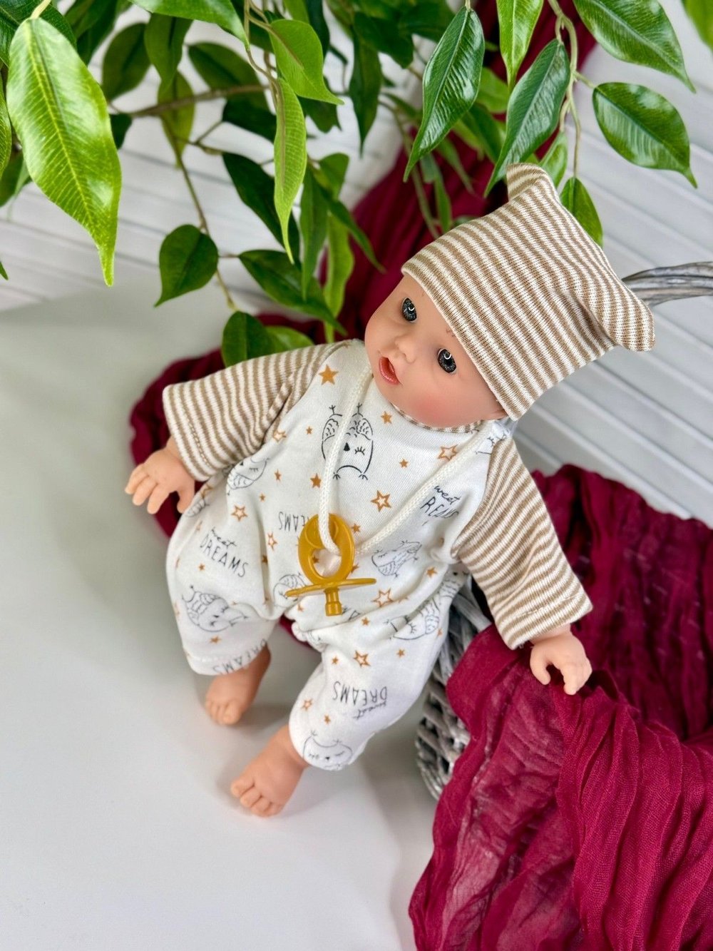 Кукла Nines 29см Golosito мягконабивная (N0624A2)