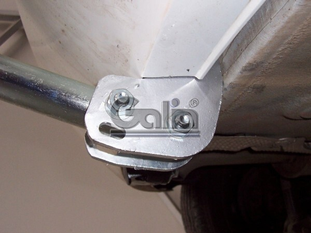 Фаркоп оцинкованный Galia S081A для Skoda Fabia хетчбек 2000-2007, 2007-2014(паспорт и сертификат в комплекте)(без электрики)