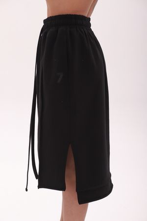 Юбка с карманами базовая