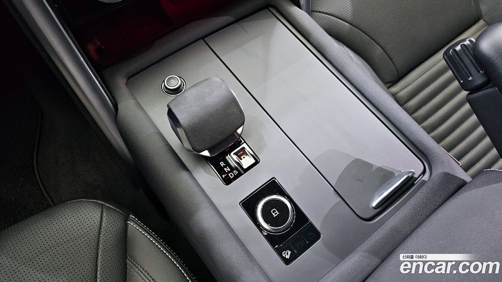 Land Rover Discovery 5 P360 R-Dynamic SE (11.2022)
