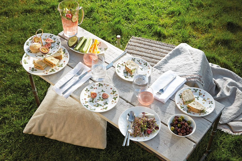 Wedgwood Сахарница "Дикая клубника" 12 см 50105506034