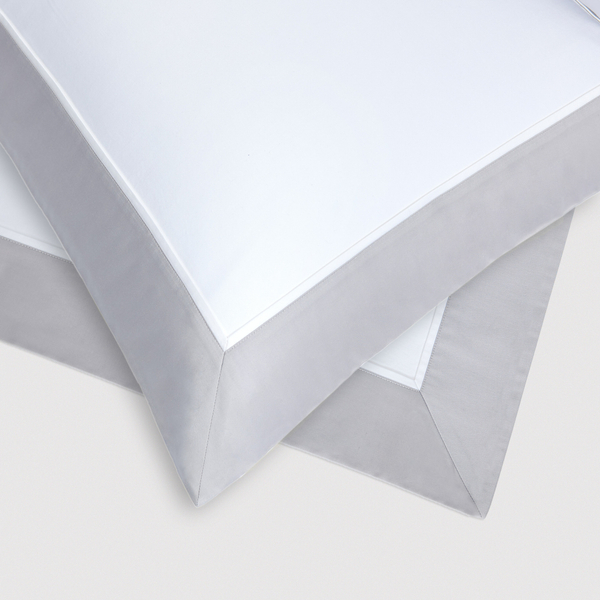 Постельное белье 2 спальное евро макси Сlaire&Caroll Frame белое с серым