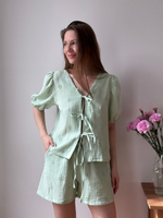 Костюм из муслина с завязками Мятный