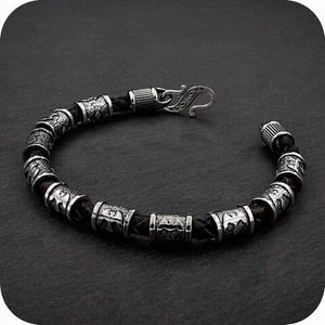 Кожаные браслеты