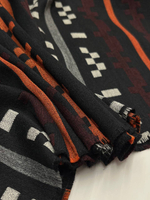 Шерсть с п/э черная с разноцветным геометричным орнаментом