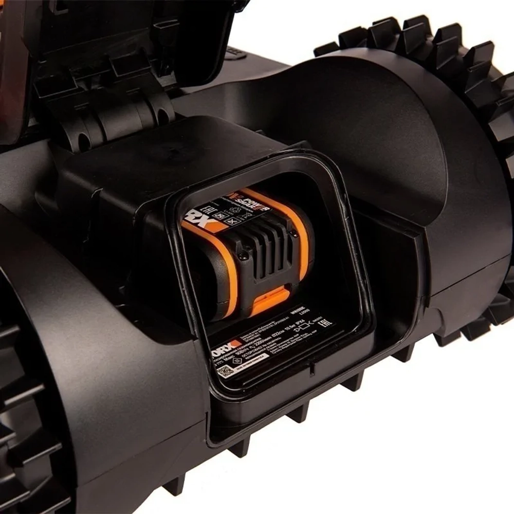 Робот-газонокосилка WORX Landroid L WR155E (2000 м²) В нож 18 см, WR155E