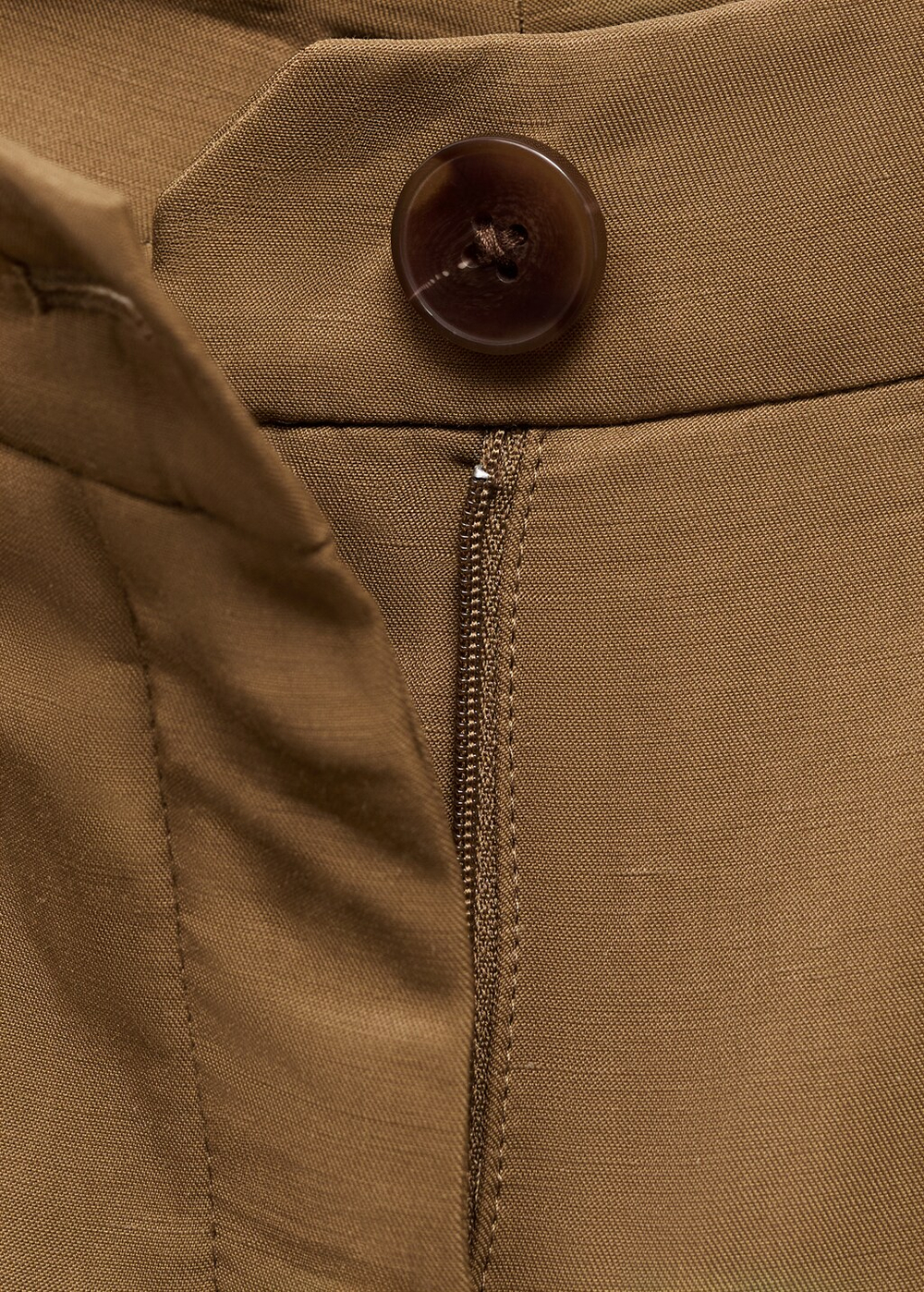 Брюки из смесового льна с защипами