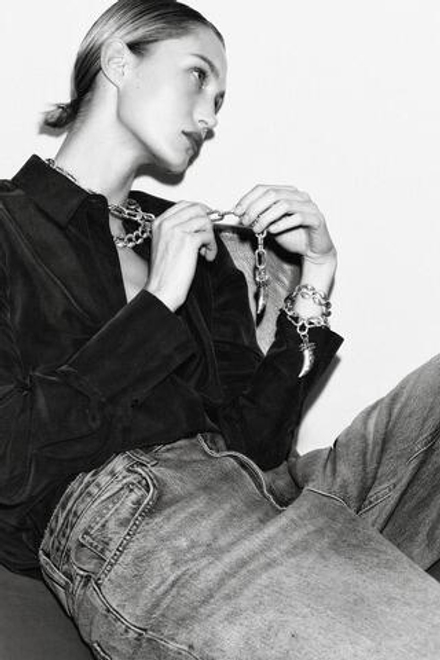 ZARA МЕТАЛЛИЧЕСКАЯ ЦЕПОЧКА С РОГОМ, СЕРЕБРЯНЫЙ