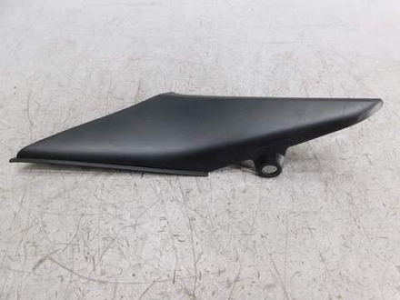 пластик боковой правый Honda CBR1000RR 83600-MEE